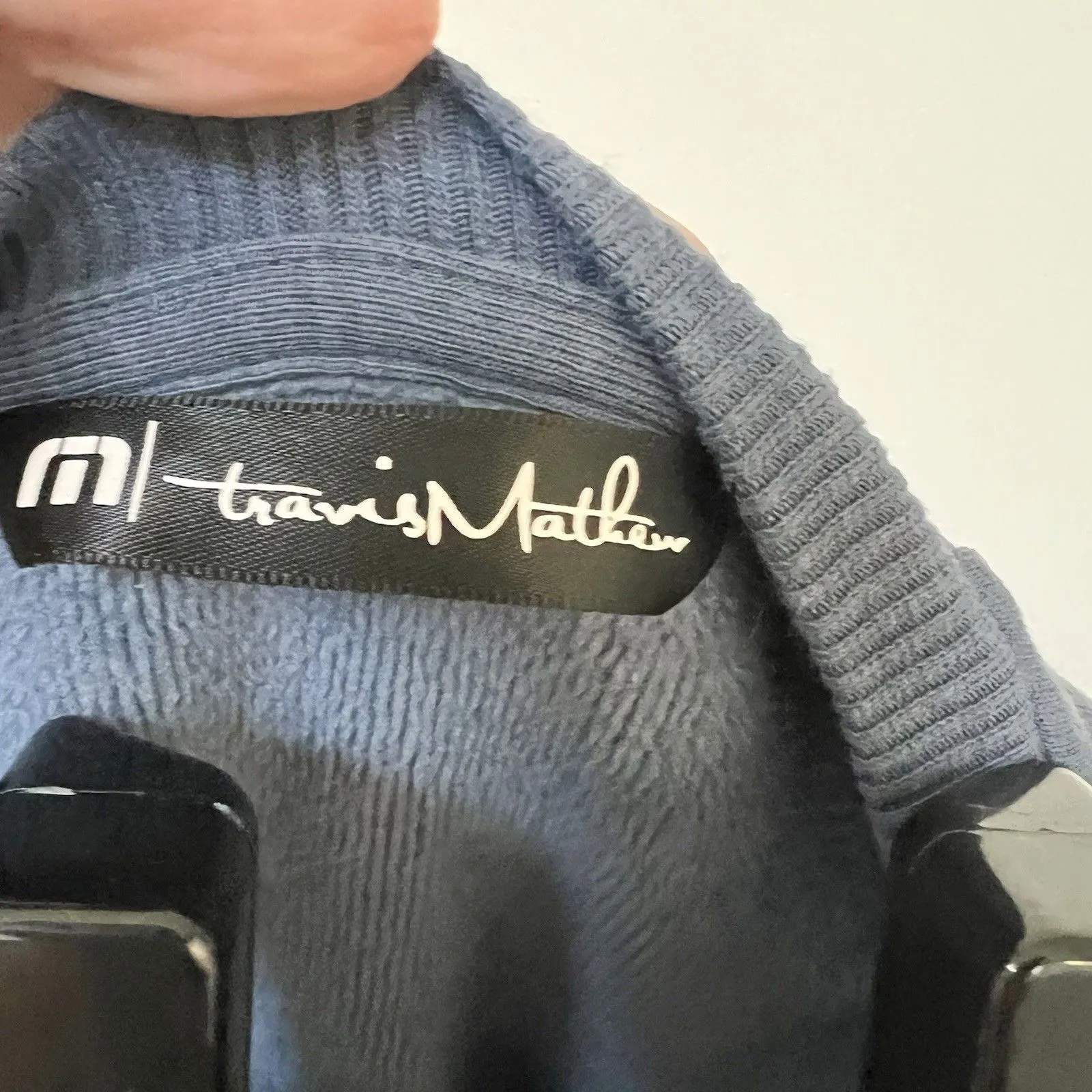 Travis Mathew  Crew Neck Pullover Sweatshirt Size Small Blue EUC Soft Classic - Image 2