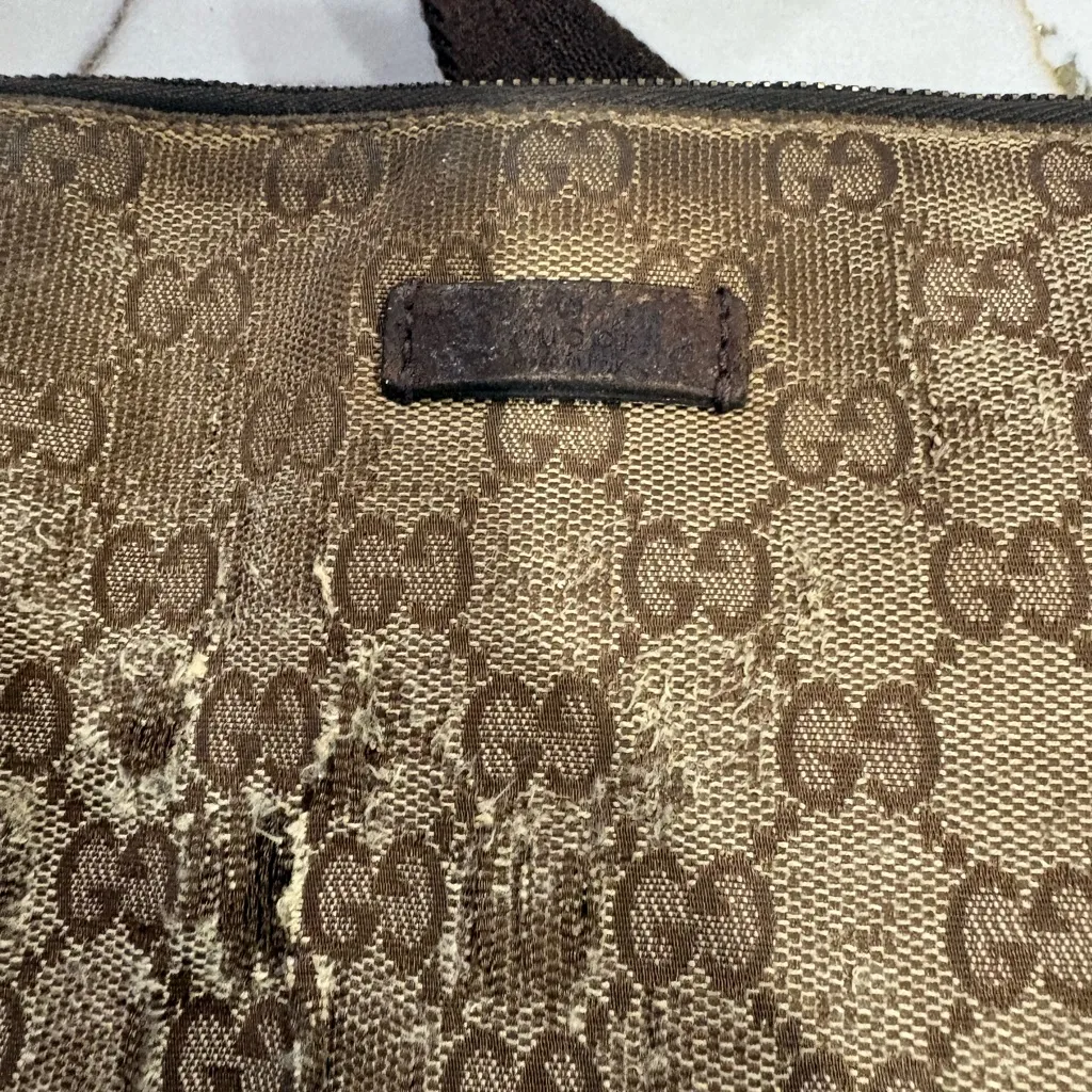 Gucci Monogram Brown Crossbody Bag - Image 3