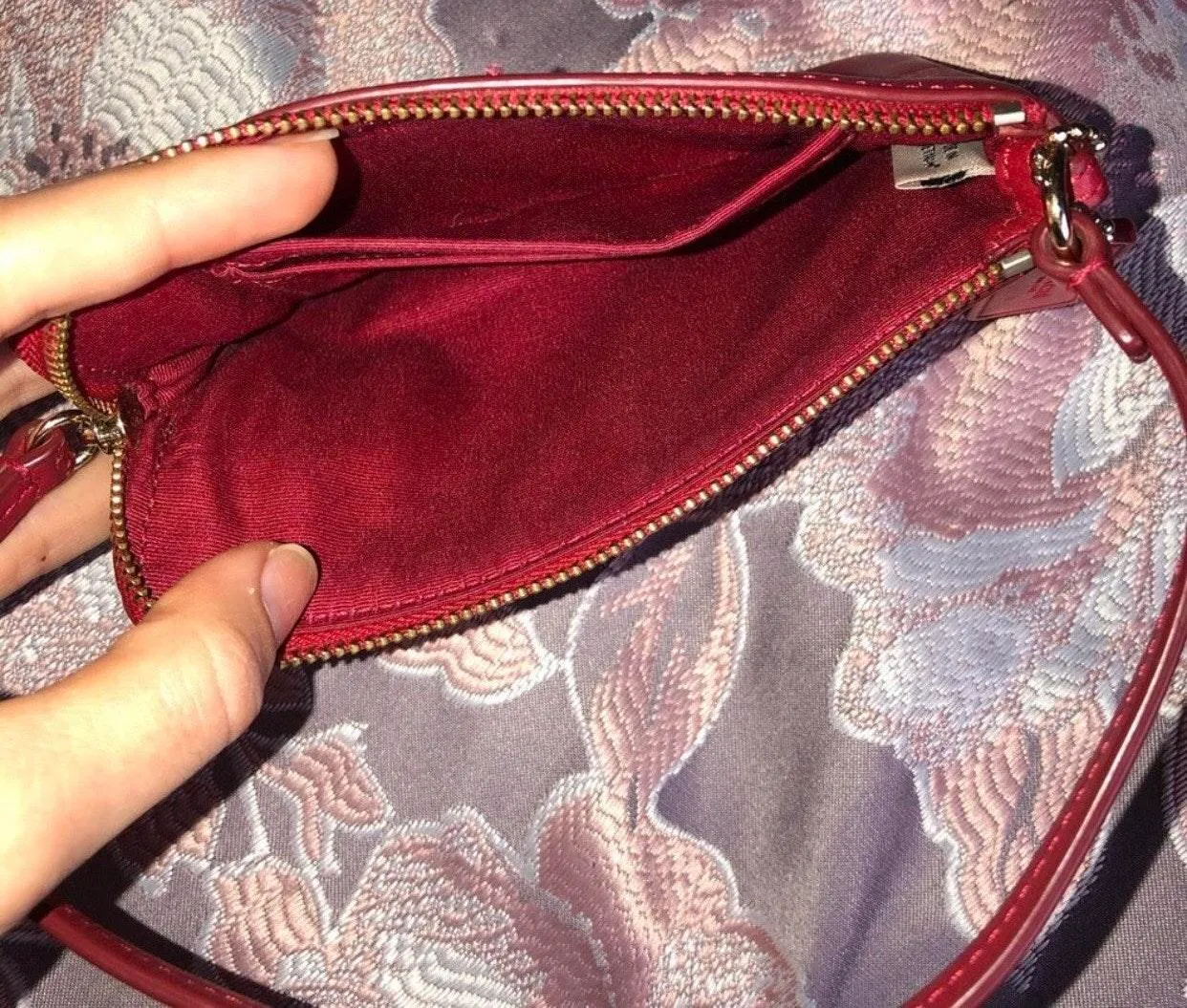 Red Leather Wristlet Wallet w Gold Lettering - Image 5