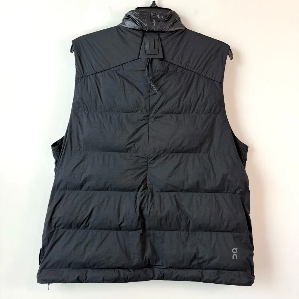 ON Running Challenger Vest Black Women’s L‎ Size L - Image 9
