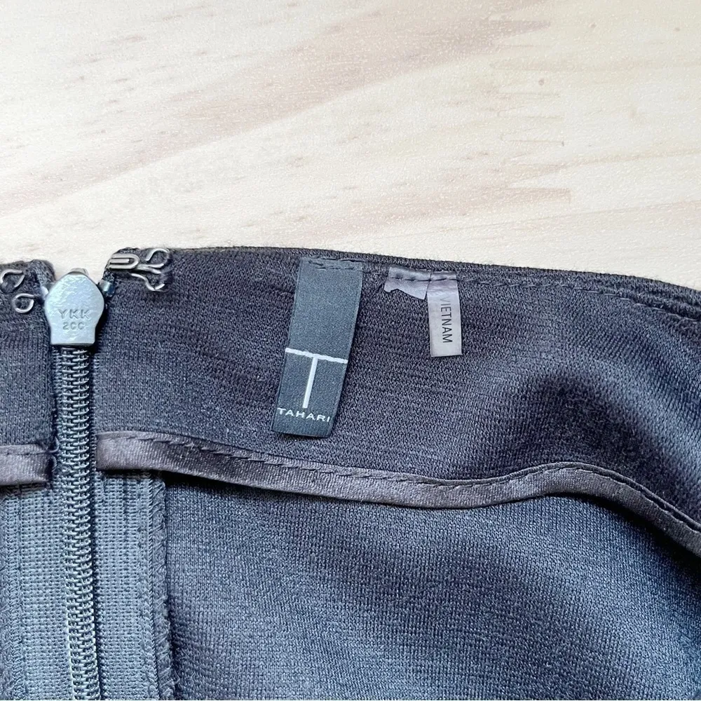 Tahari Pleated Front Long‎ Sleeve Shift Mini Dress in Black, Size 4 - Image 3