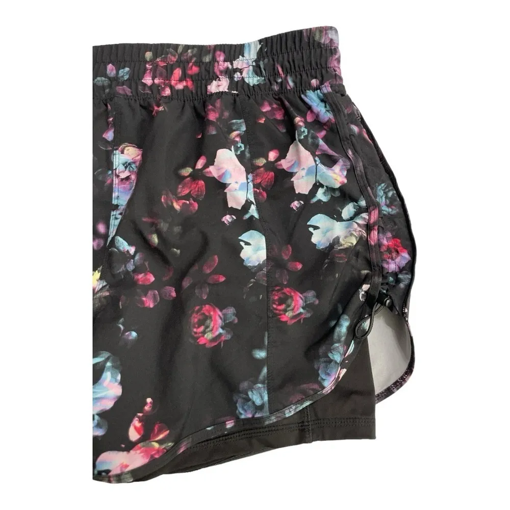 Avia Women's
Running Shorts with Side Bungees and Bike Liner Large 12-14 - Image 7