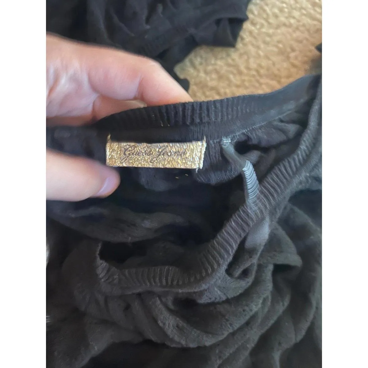 ab35 Woman size medium top cute Black - Image 5