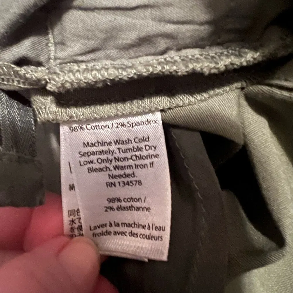 Vineyard Vines Green Skorts‎ with Tie in Front Size 2 - Image 8