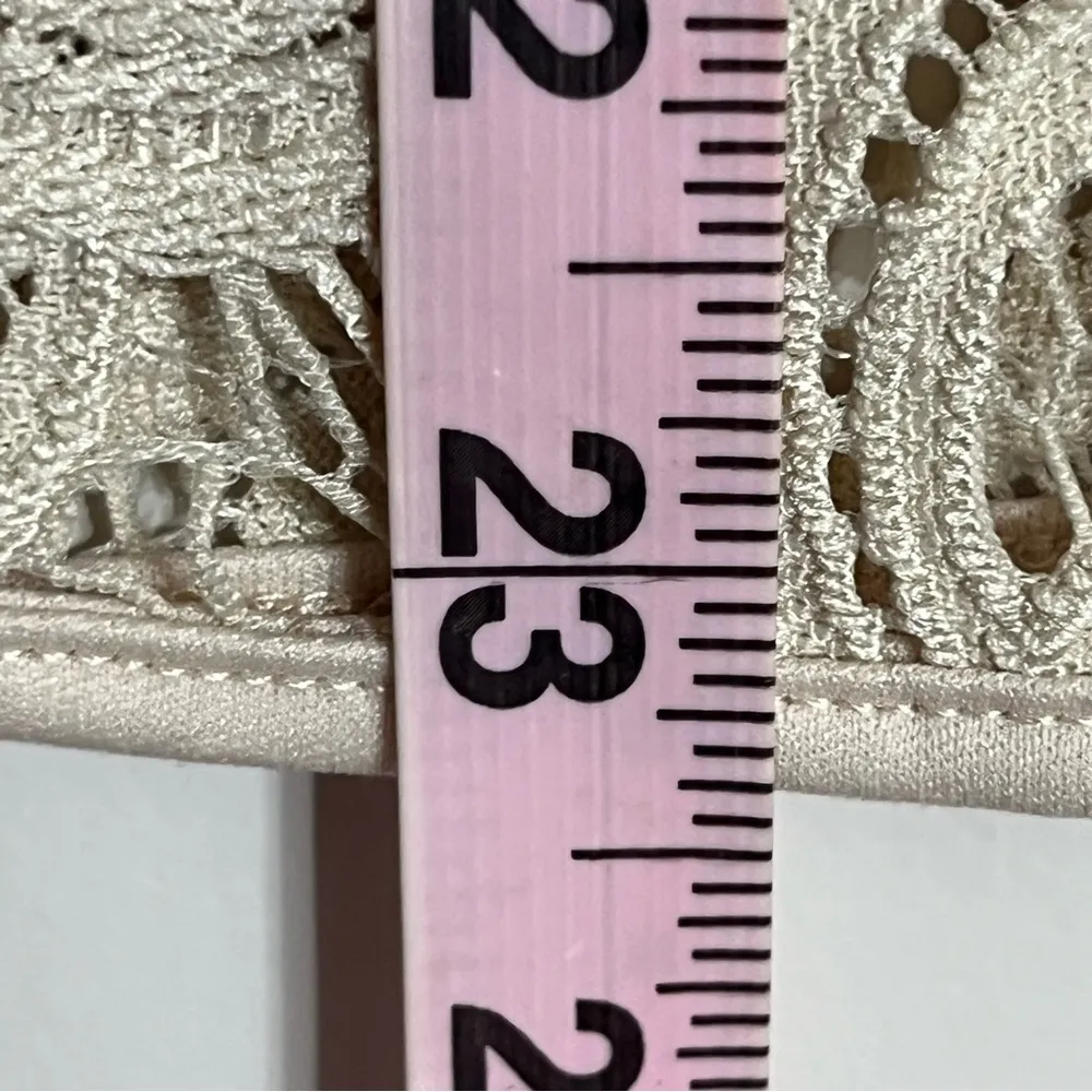 ADRIANNA PAPELL Women Size Small Beige Floral Lace Crew Neck Short Sleeve Blouse - Image 12