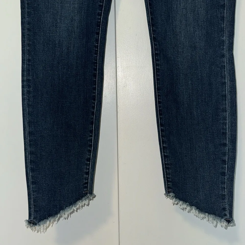 Articles of Society Dark Wash Stretch Denim Jeans Raw Hem Women’s 31 Cropped - Image 3