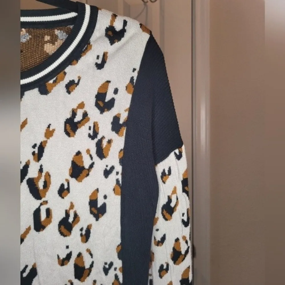 Aritzia Wilfred Free Leopard Cashmere Sweater M - Image 4