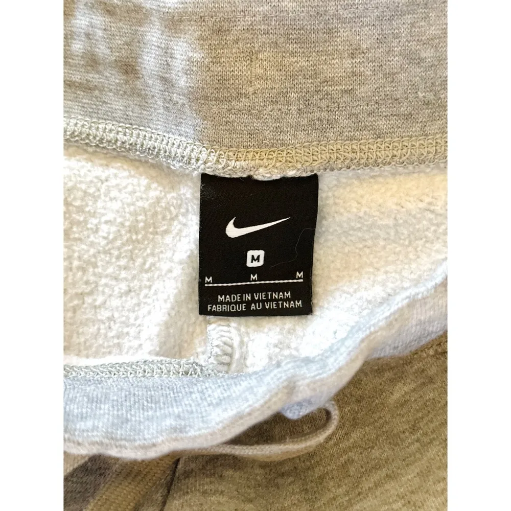 🩶Nike Sweatshirt🩶 - Image 3