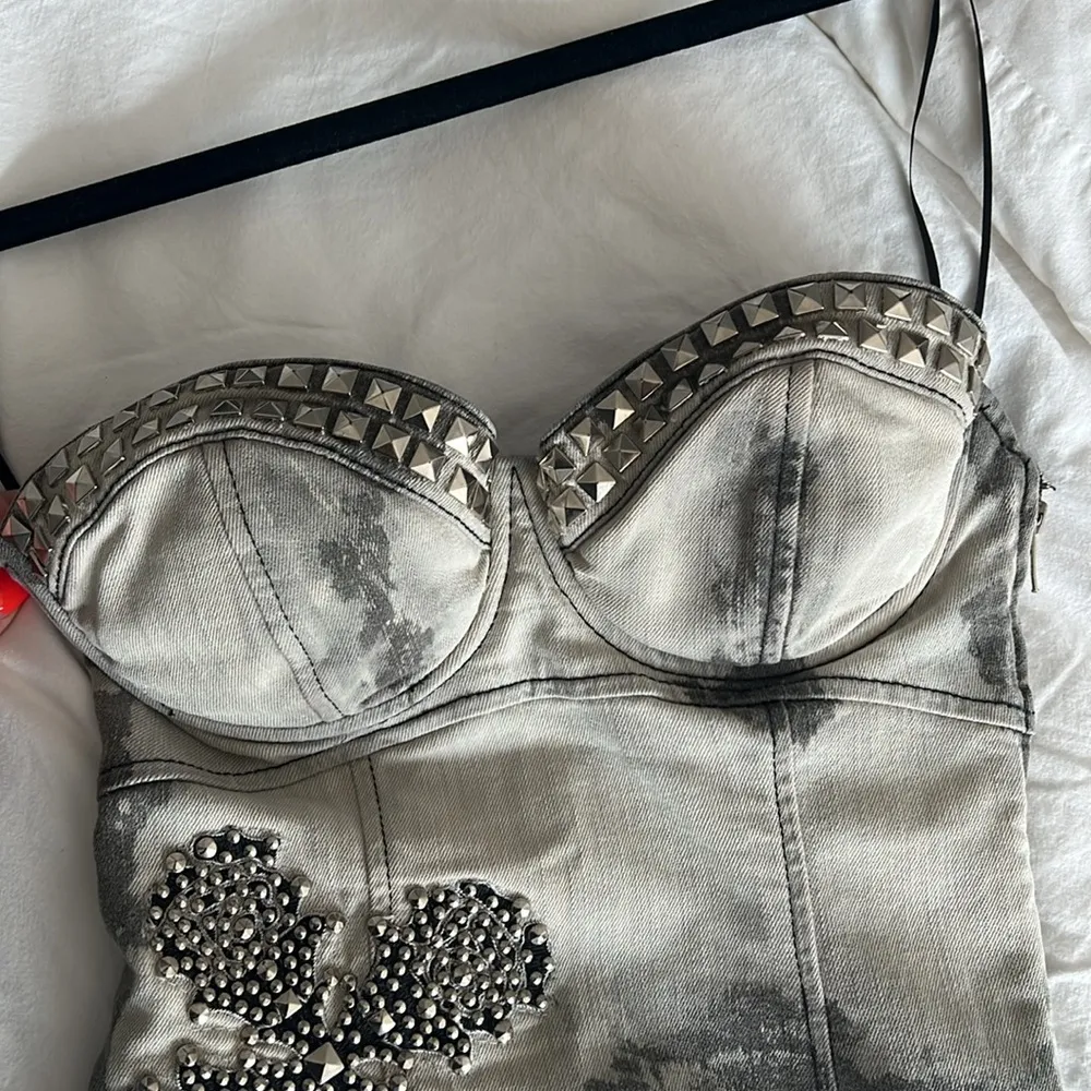 Strapless Denim Dress - Image 5