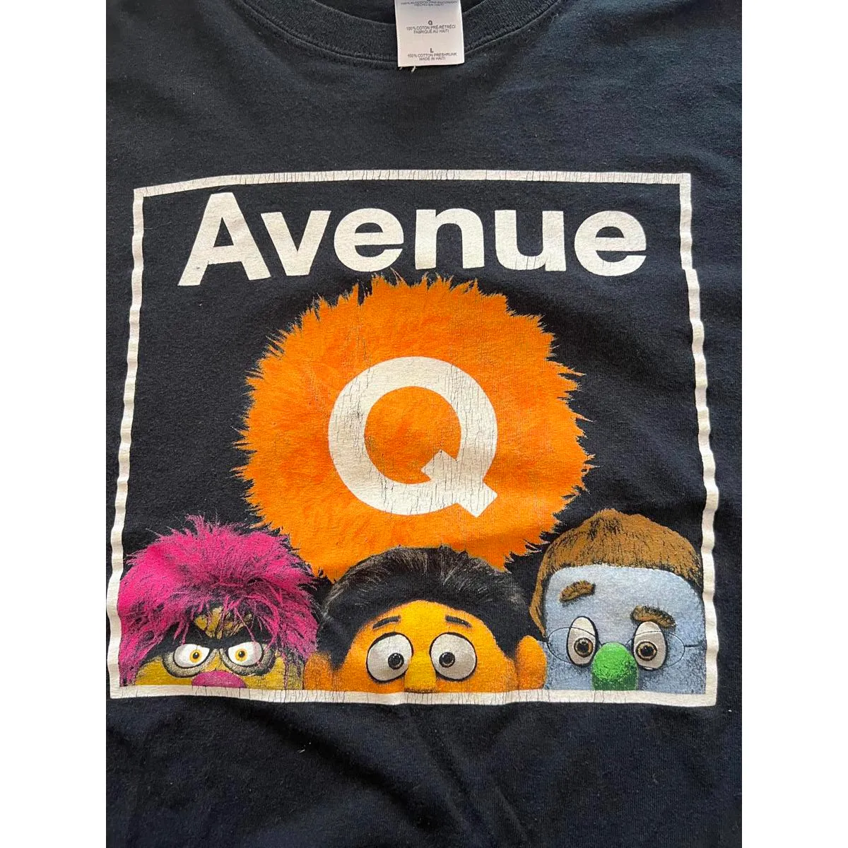 Vintage Gildan Heavy Weight Cotton Avenue Q Graphic T-Shirt- L - Image 2