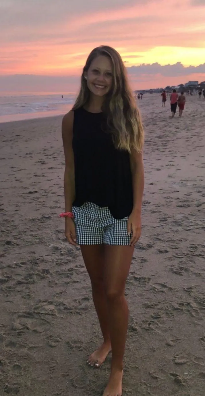 Vineyard Vines Shorts - Image 7