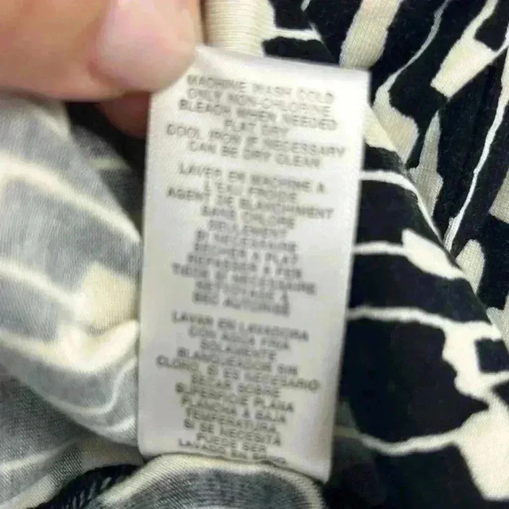 Michael Michael Kors Women's Black and White Patrern Solid Blouse Size L Top - Image 5