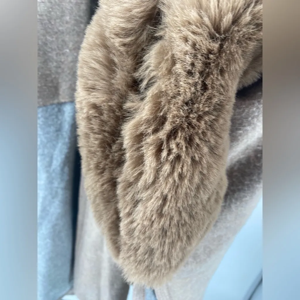 Anthropologie Northern Angel faux fur colorblock hooded poncho, size L/XL‎ - Image 3