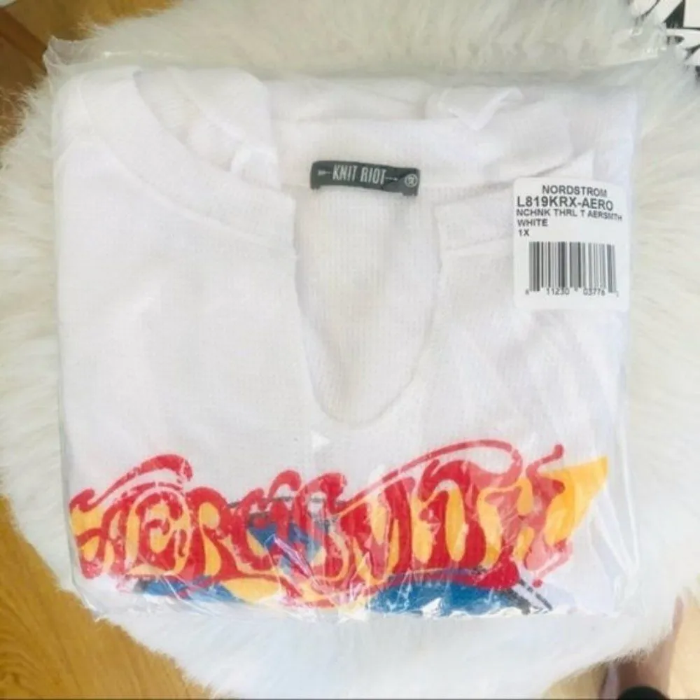 Knit Riot Aerosmith Notch Neck Thermal Top, Classic Rock, Aerosmith, Size 1X NWT Red - Image 5