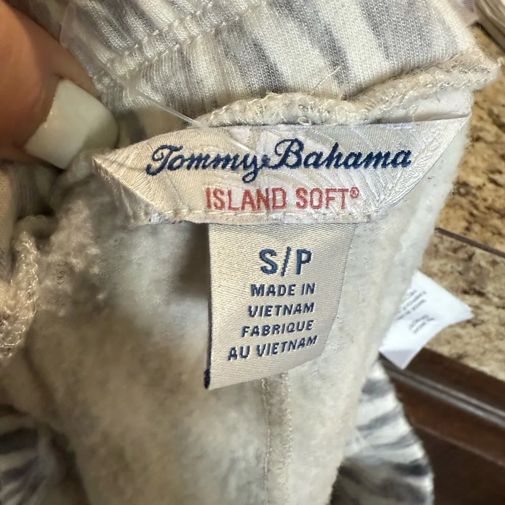 Tommy Bahama Zebra Joggers Black and White - Image 4