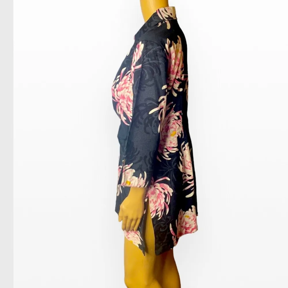 Soft Surroundings Romantic Oriental Floral Tunic with Split
Size M - Image 6