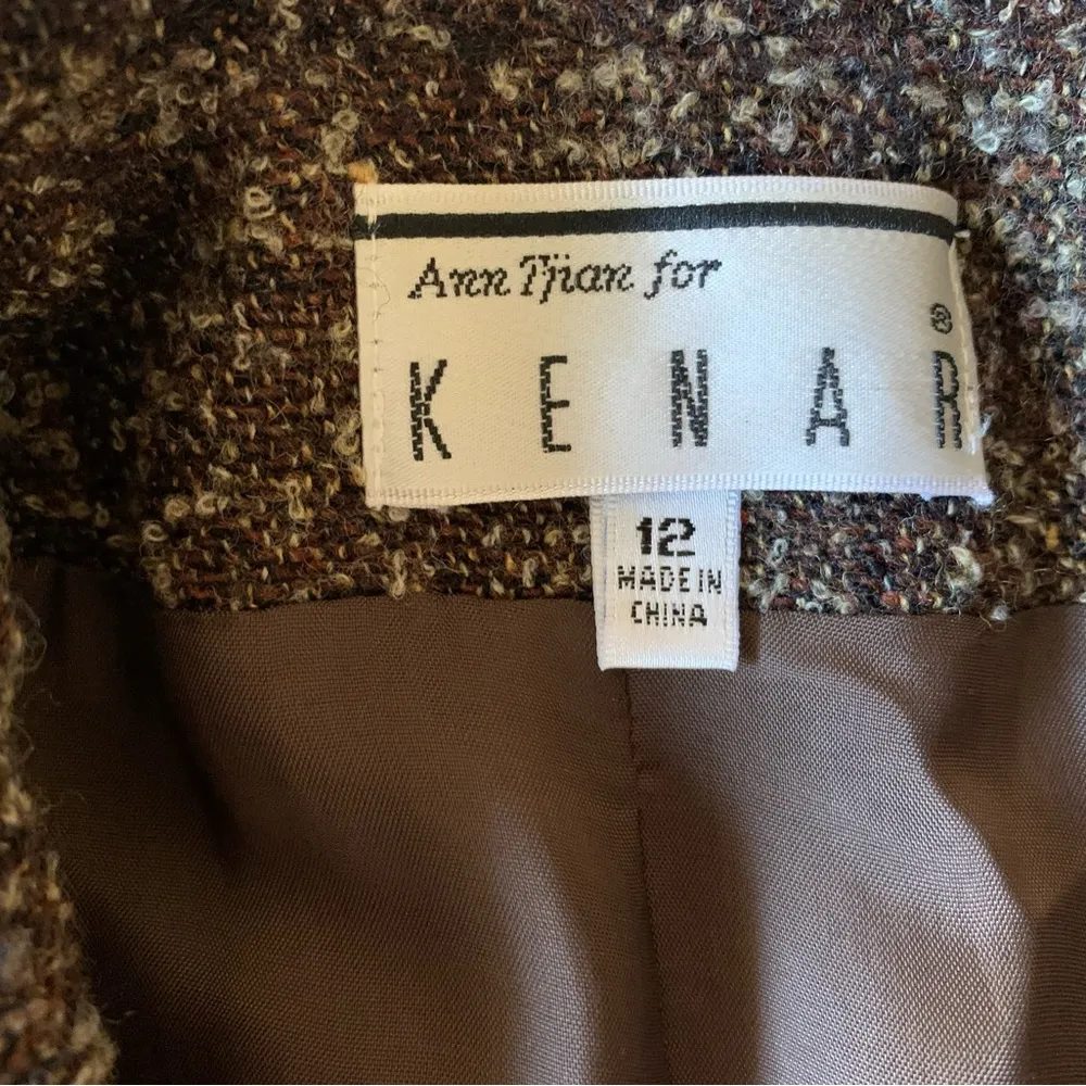 Vintage Ann Tjian For Kenar Brown Wool Blazer - Image 4