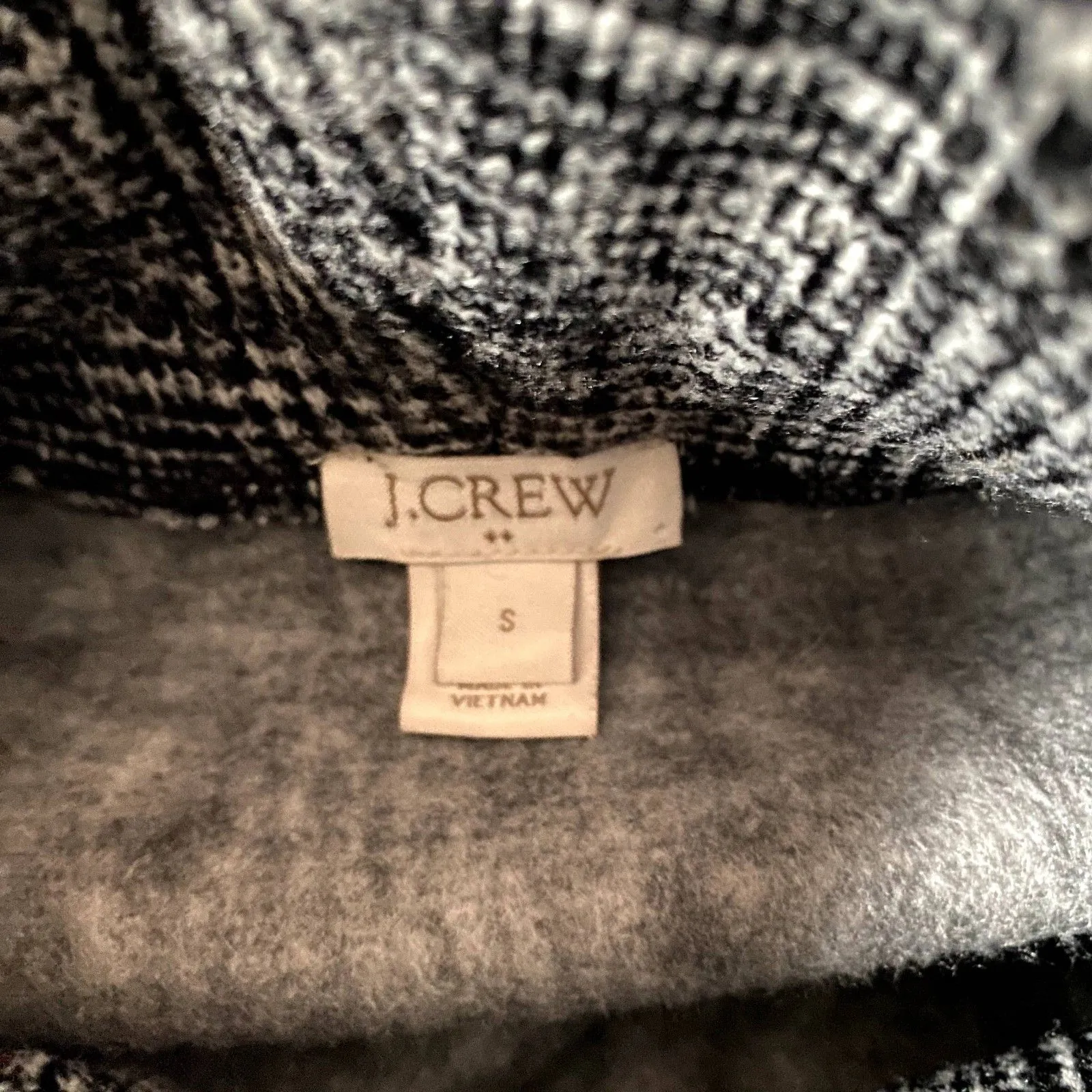 J. Crew Glen Plaid Funnel Neck Thick Fleece Pullover Black‎ Gray Size Small - Image 5