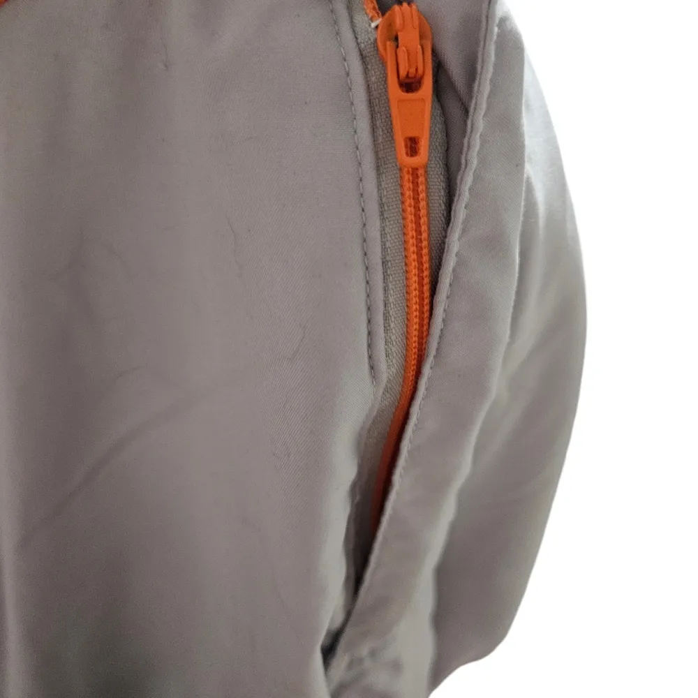 Y2K KikGirl Capri Cargo Pants, size 11 Gray - Image 4