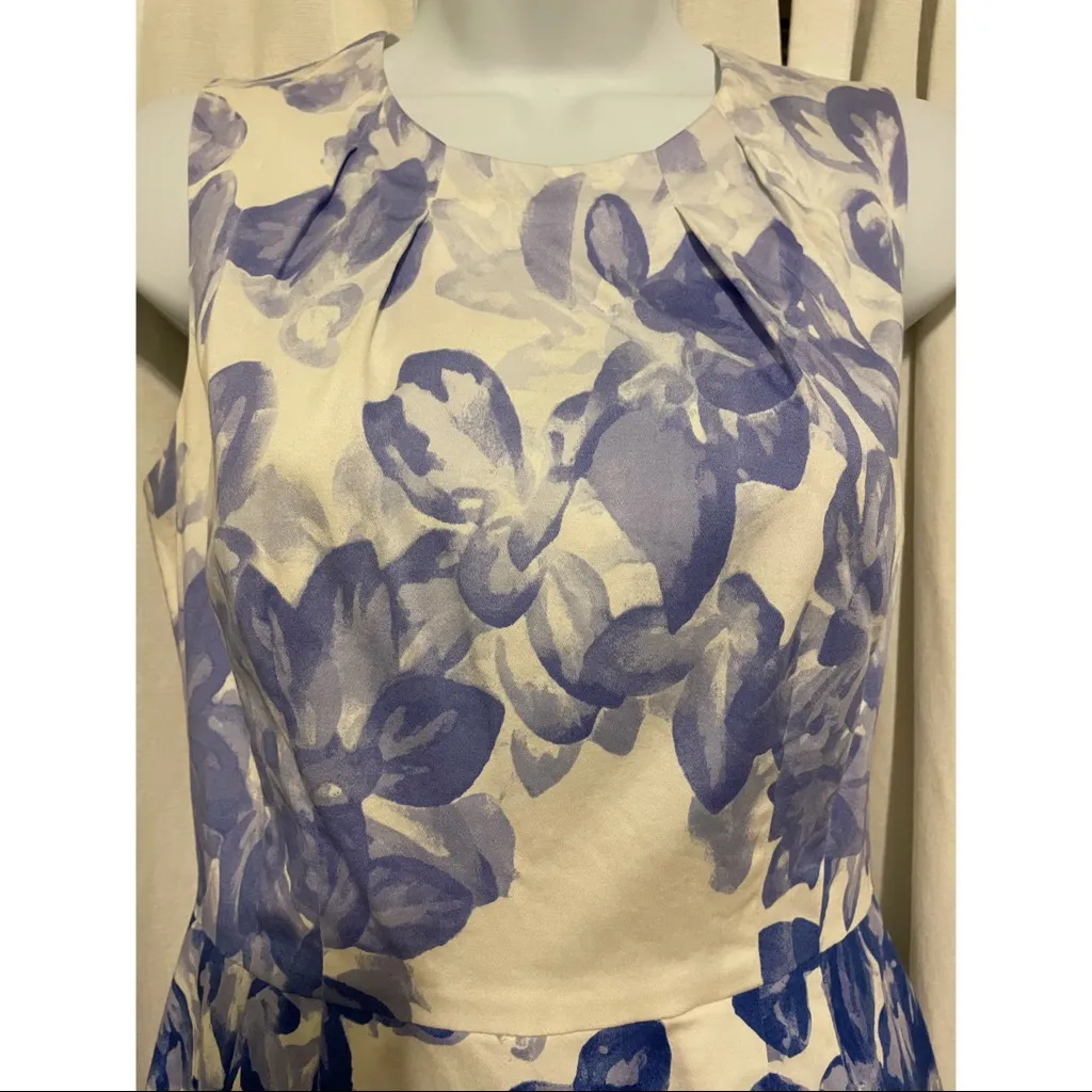 Blue and White Flowers Dress barn LUXE By Carmen Marco Dress Size 4 w Pockets - Image 2