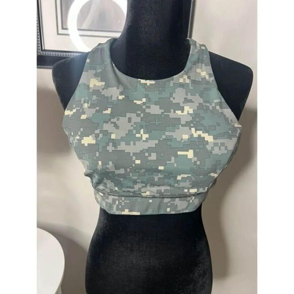 Lululemon ‎ workout bra pixel camo 10 with pads - Image 7