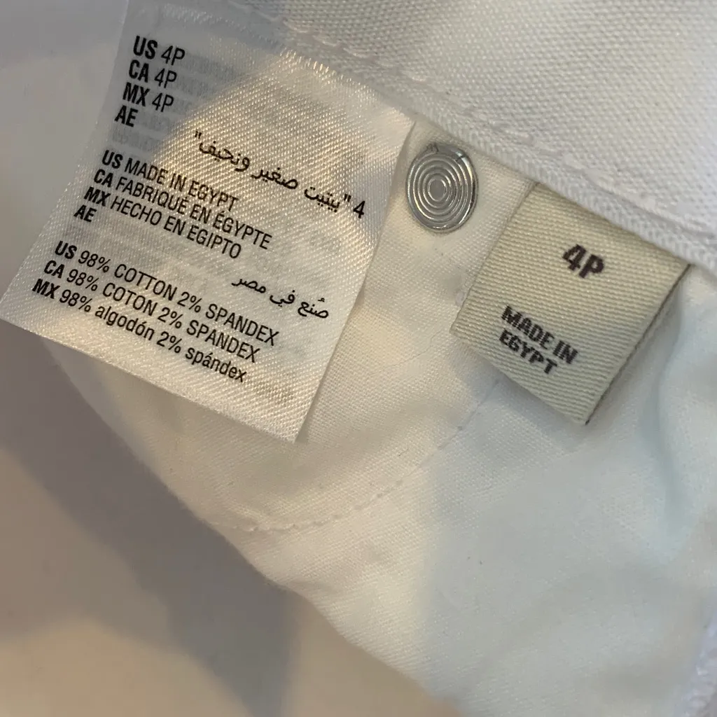 NEW Style & Co. Women's Size 4P 4 Petite White Stretch Cuffed Curvy Capri Pants - Image 3