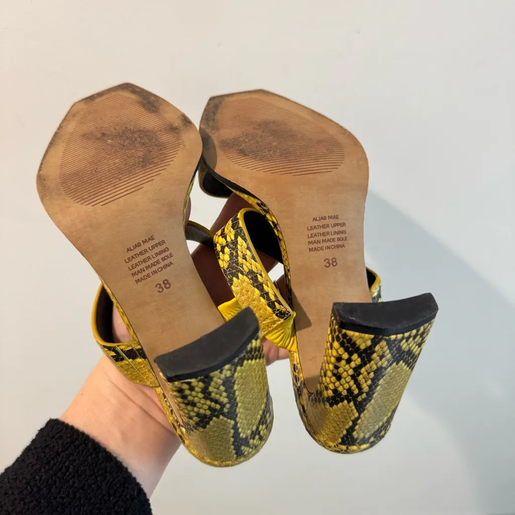 Alias Mae Cleo Yellow Snakeskin Embossed Heeled Sandal Size 38 Black - Image 5