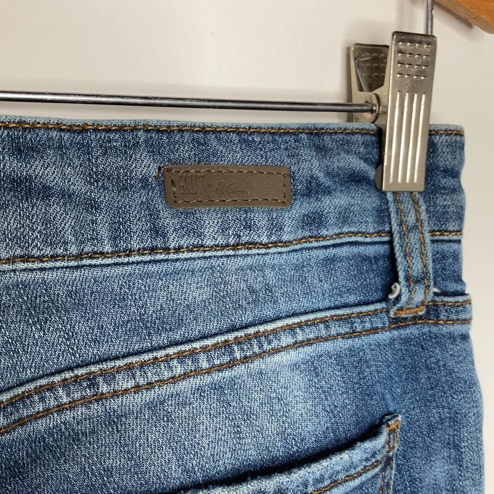 Kut from the Kloth Cameron straight leg Jeans Size 4 - Image 9