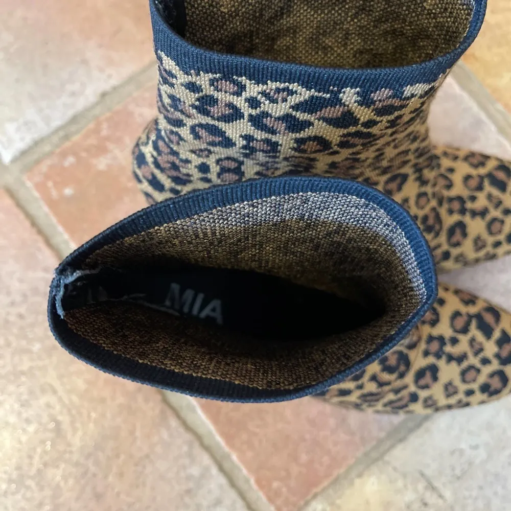 MIA KNIT LEOPARD ANKLE BOOTIE - Image 3
