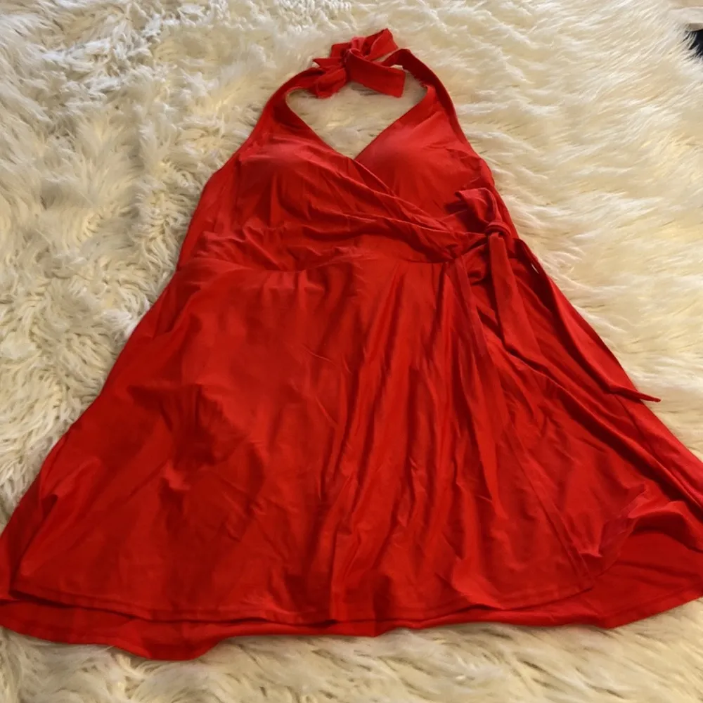 J.CREW SWIMSUIT SIZE 8 BEAUTIFUL COLOR RED SEE ALL PHOTOS - Image 10