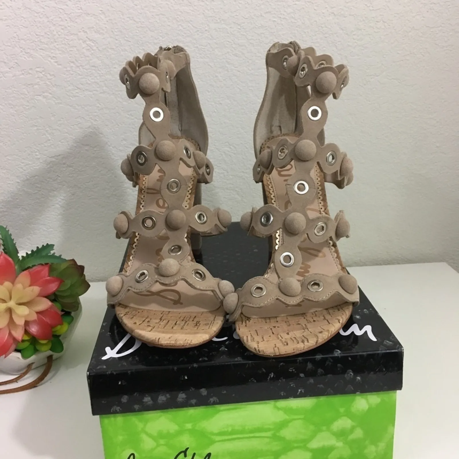 NIB Sam Edelman Yuli nude suede block heel heels - Image 2