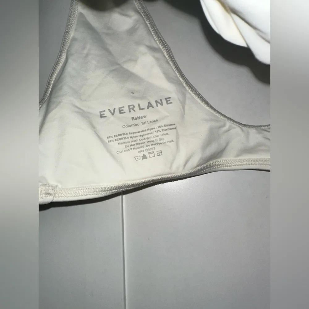 NWT Everlane The Tie-Front Bikini Top in
Off-White - Image 4