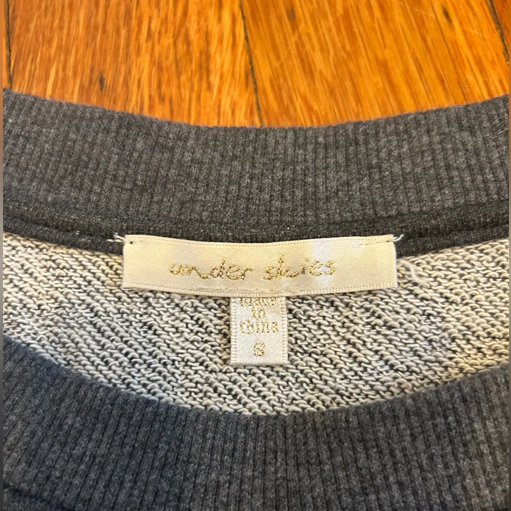 Under Skies Gray Quilted Patchwork Sweatshirt - Image 4