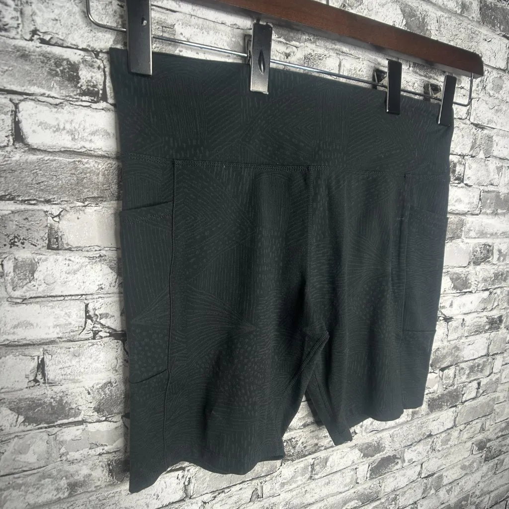 EUC Tuff Athletics Dark Grey 8" Bike Shorts Size XXL (Hunter Print) - Image 4