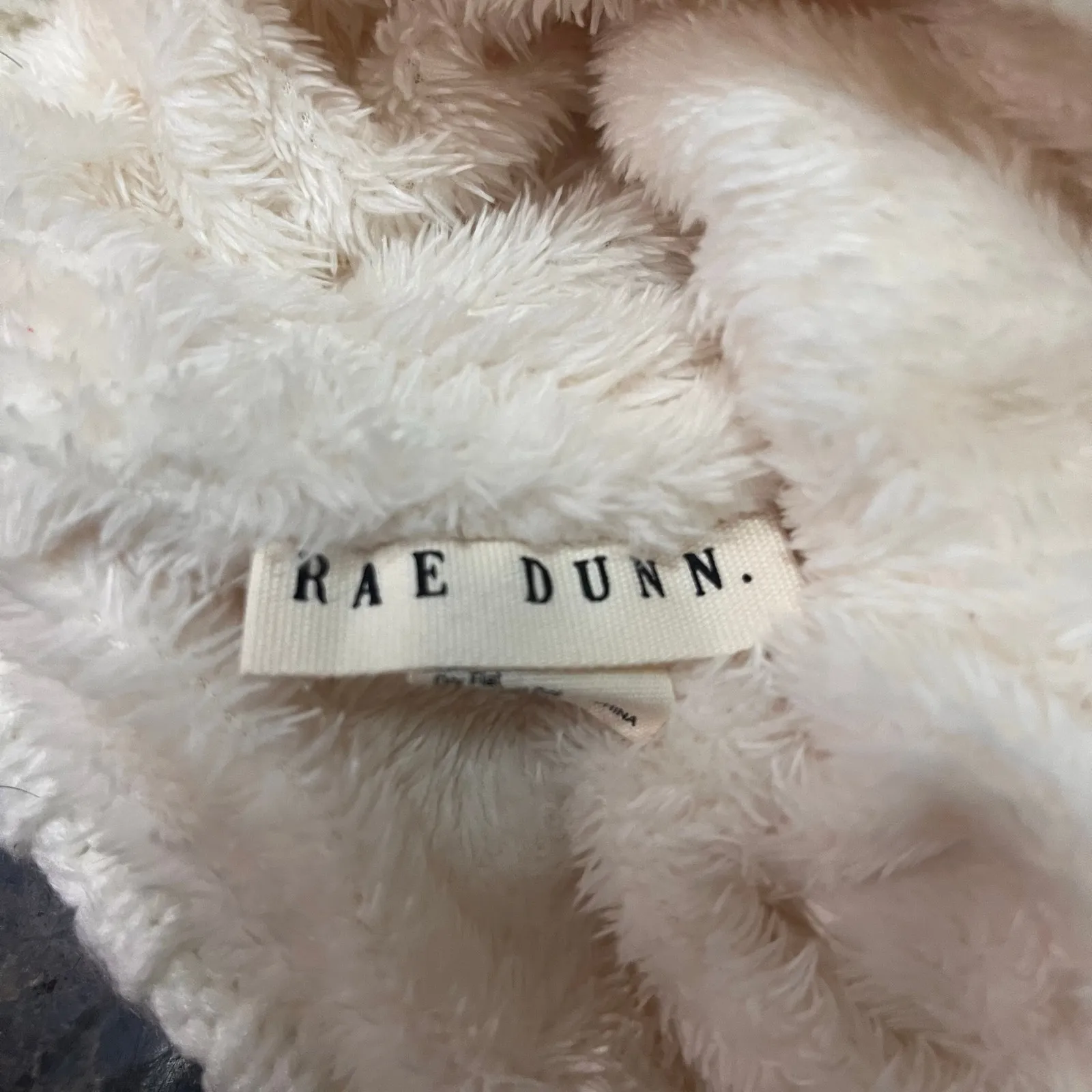 Rae Dunn Winter Hat Women's "Cozy" White Faux Fur Pom-Pom Cable Knit One Size - Image 5