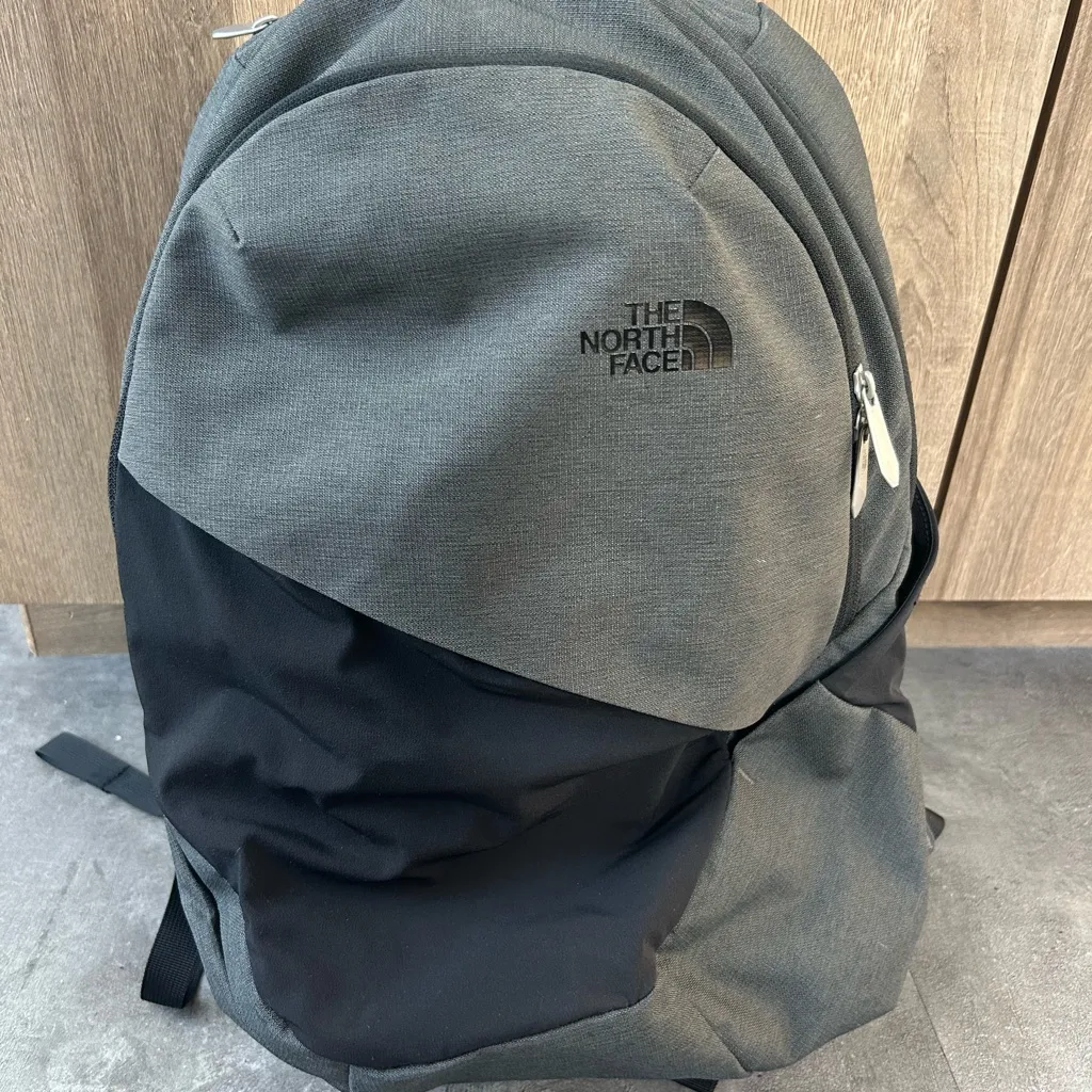 The North Face Isabella 17L Women's Asphalt Grey Backpack Daypack bag travel - Image 2
