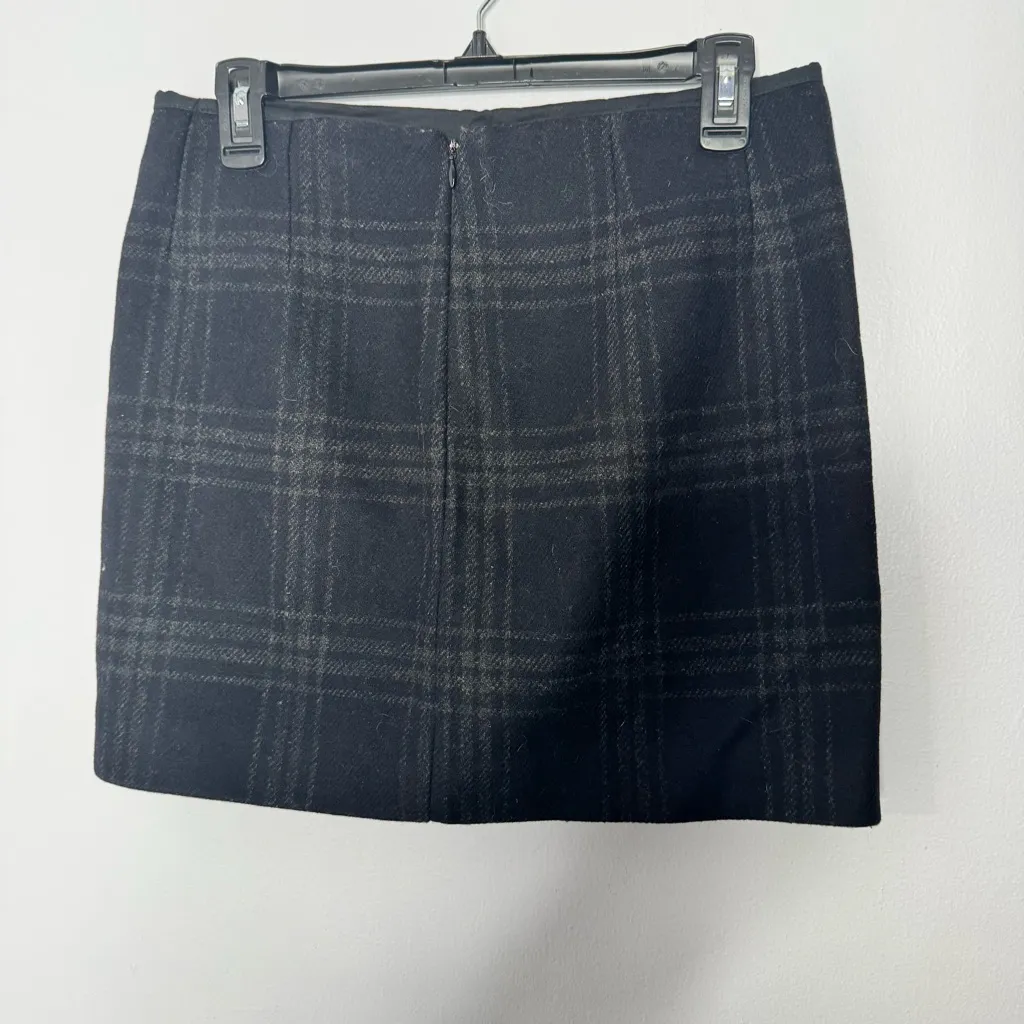 Make black mini skirt size 38 - Image 3