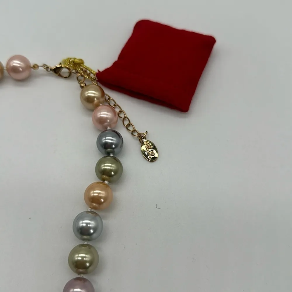 New Kenneth Jay Lane 2009 Inaugural Simulated Pearl Necklace Original Box Pastel - Image 4