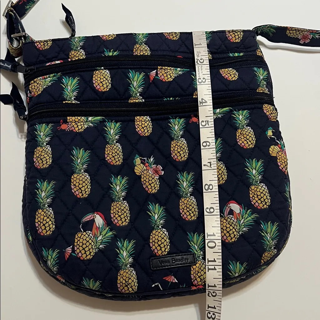 Vera Bradley Trio Zip Hipster Toucan Party Bag and wallet SET. Like New - Image 6