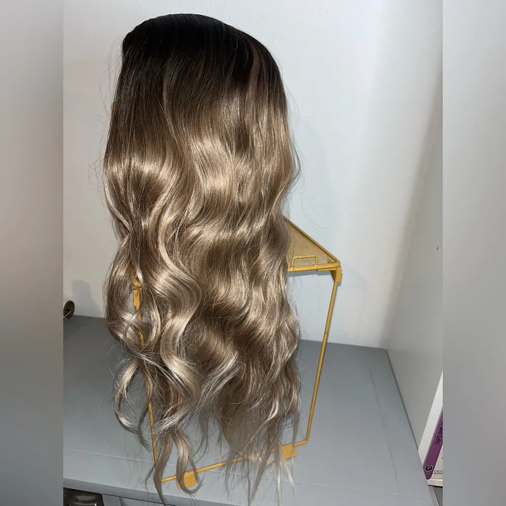 AISI NWT 24” Hair Long Wavy Ombré Heat Resistant Synthetic Fiber Wig w/ Wig Cap Brown - Image 4