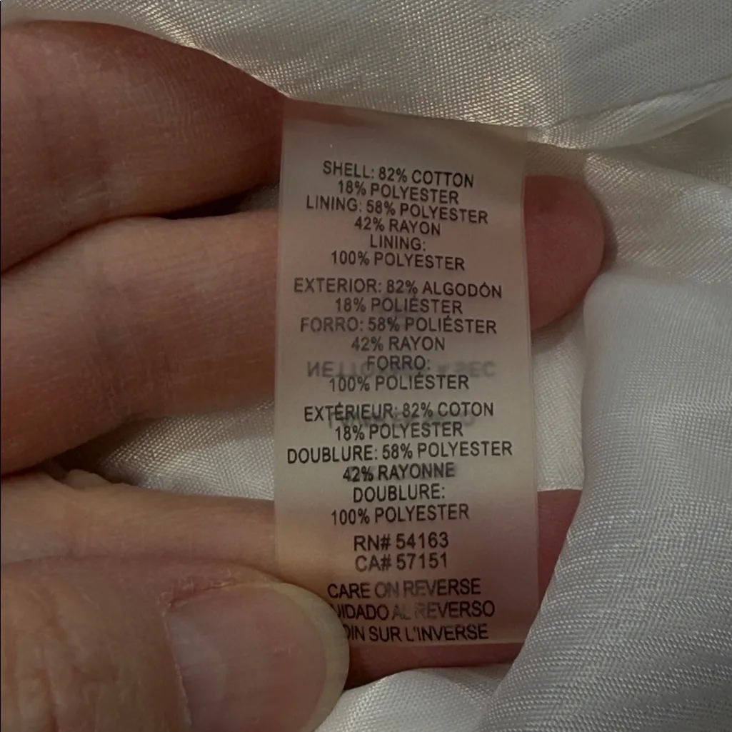 Karl Lagerfeld Paris White Black Colorblocked Tweed Chain Cropped Zip Up Blazer - Image 10