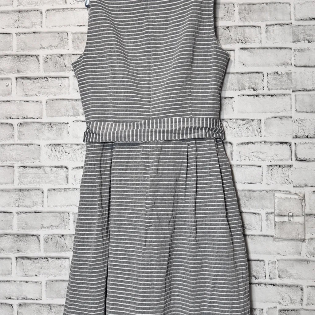 Anne‎ Klein Gray and White Striped Dress tie pockets zip up in back knee length - Image 3