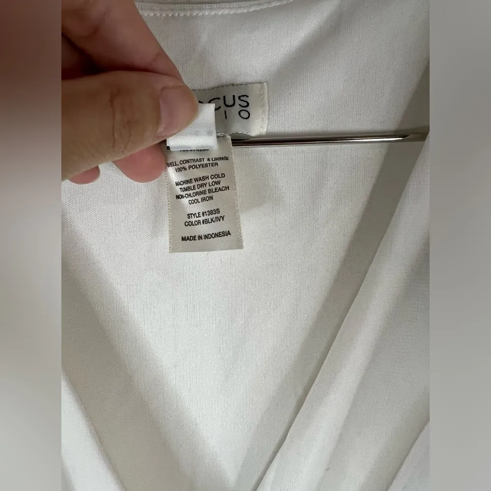 Enfocus Studio White and Black Sheath Dress with Ruched Top Open Ruffle Size 4 - Image 6