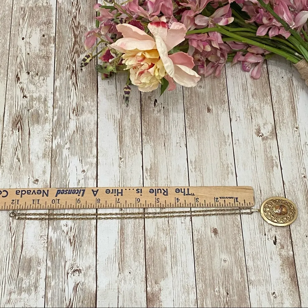 Vintage Victorian Locket Necklace - Image 12