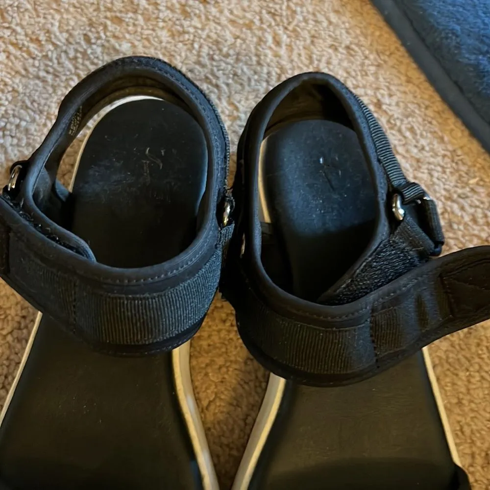 Simply Vera wang sandals 8 Black - Image 4