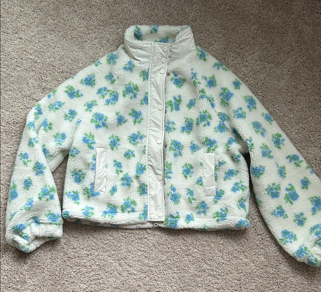 Double Zero Floral Sherpa Jacket. S - Image 2