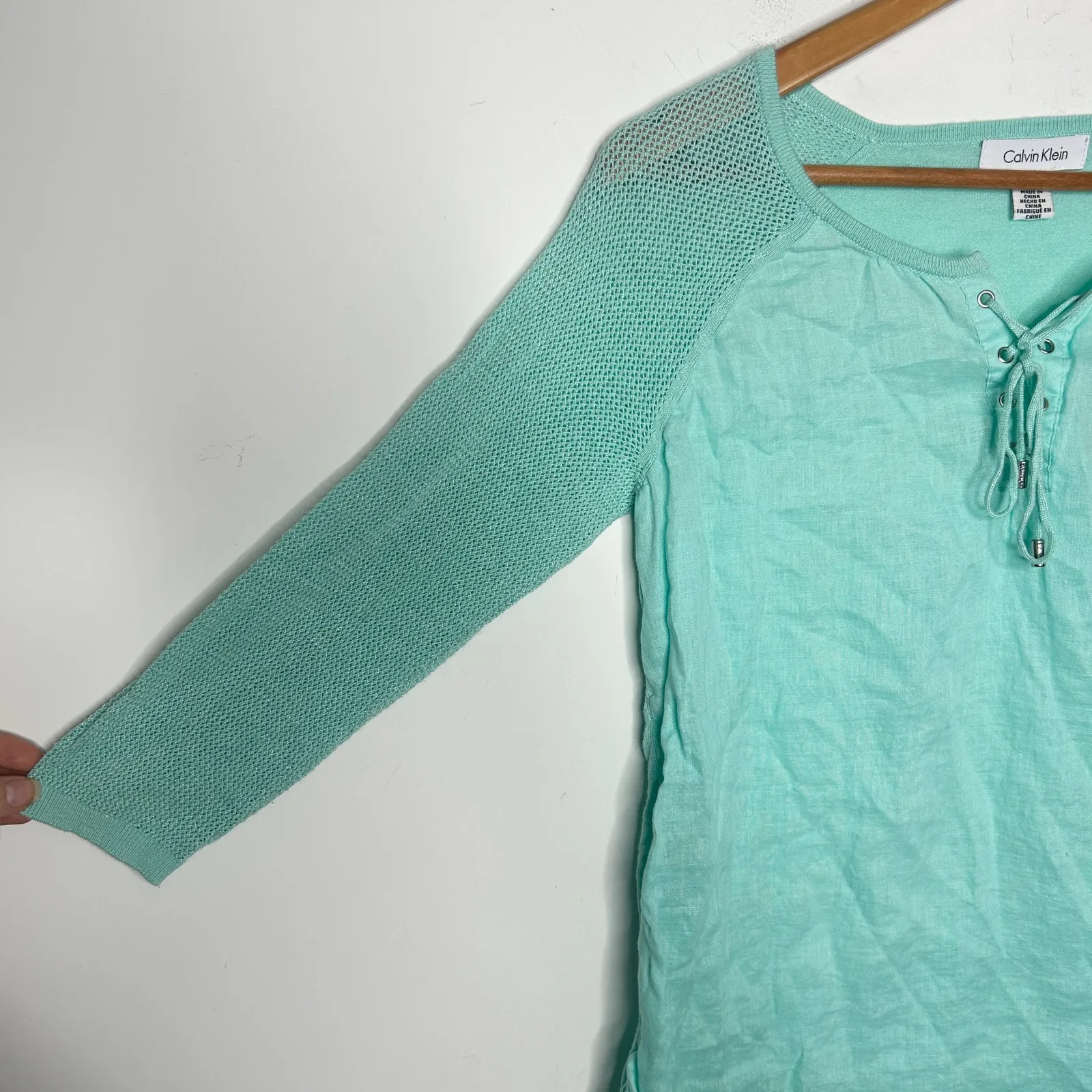 CALVIN KLEIN Linen Top Womens Size Small Coastal Beach Vacation Sustainable Chic - Image 2