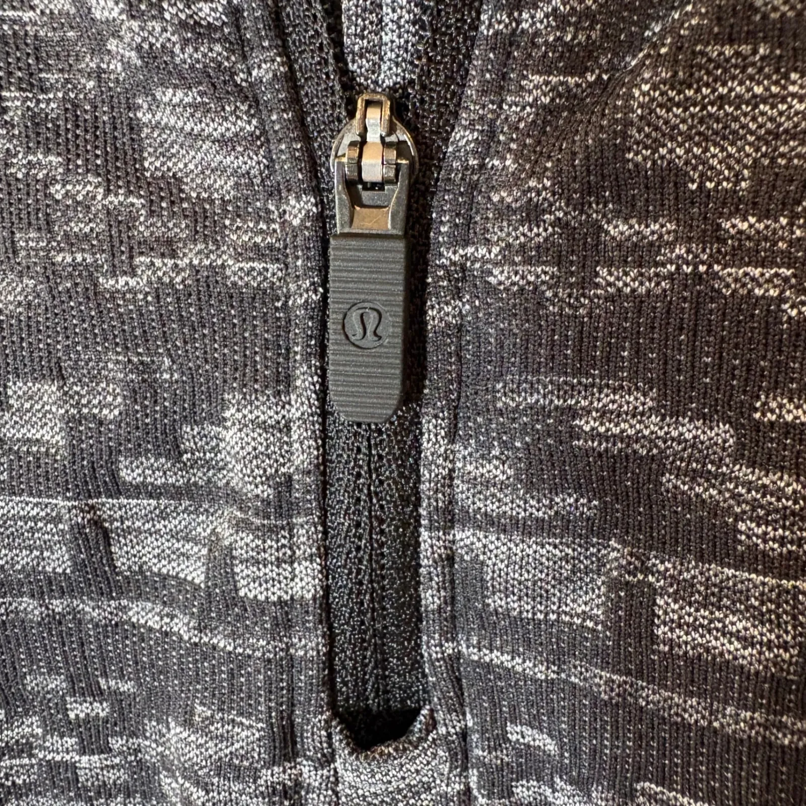 Lululemon Rest Less 1/4 Zip Pullover Size 4 - Image 4