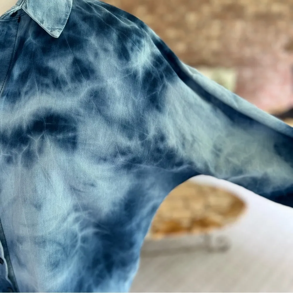 Zara Top Indigo Batik Shirt Blue Chambray Tie Dye Raw Hem High Low XS - Image 5