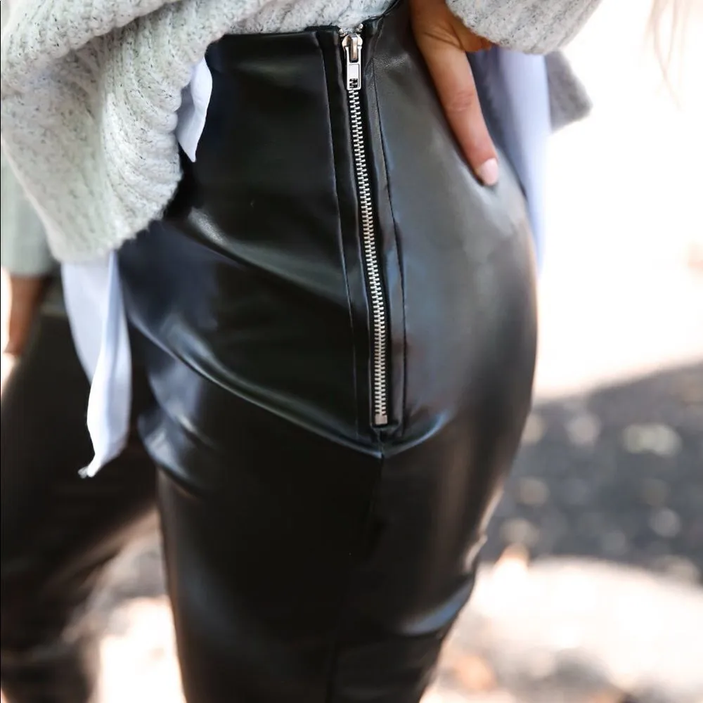 ✨ Black Faux Leather Side Zip Pants✨ Black Size L - Image 7